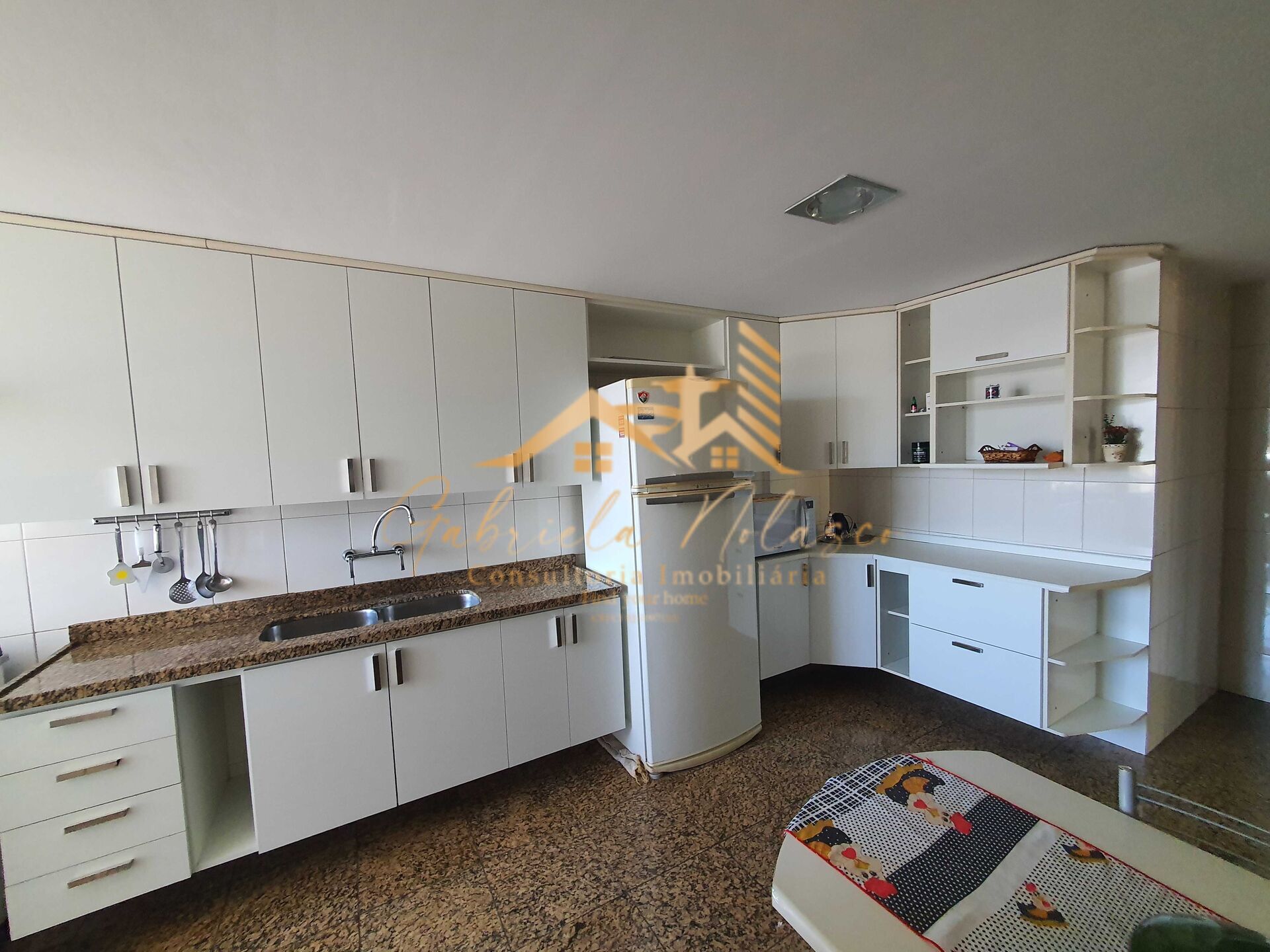 Apartamento à venda com 4 quartos, 160m² - Foto 33