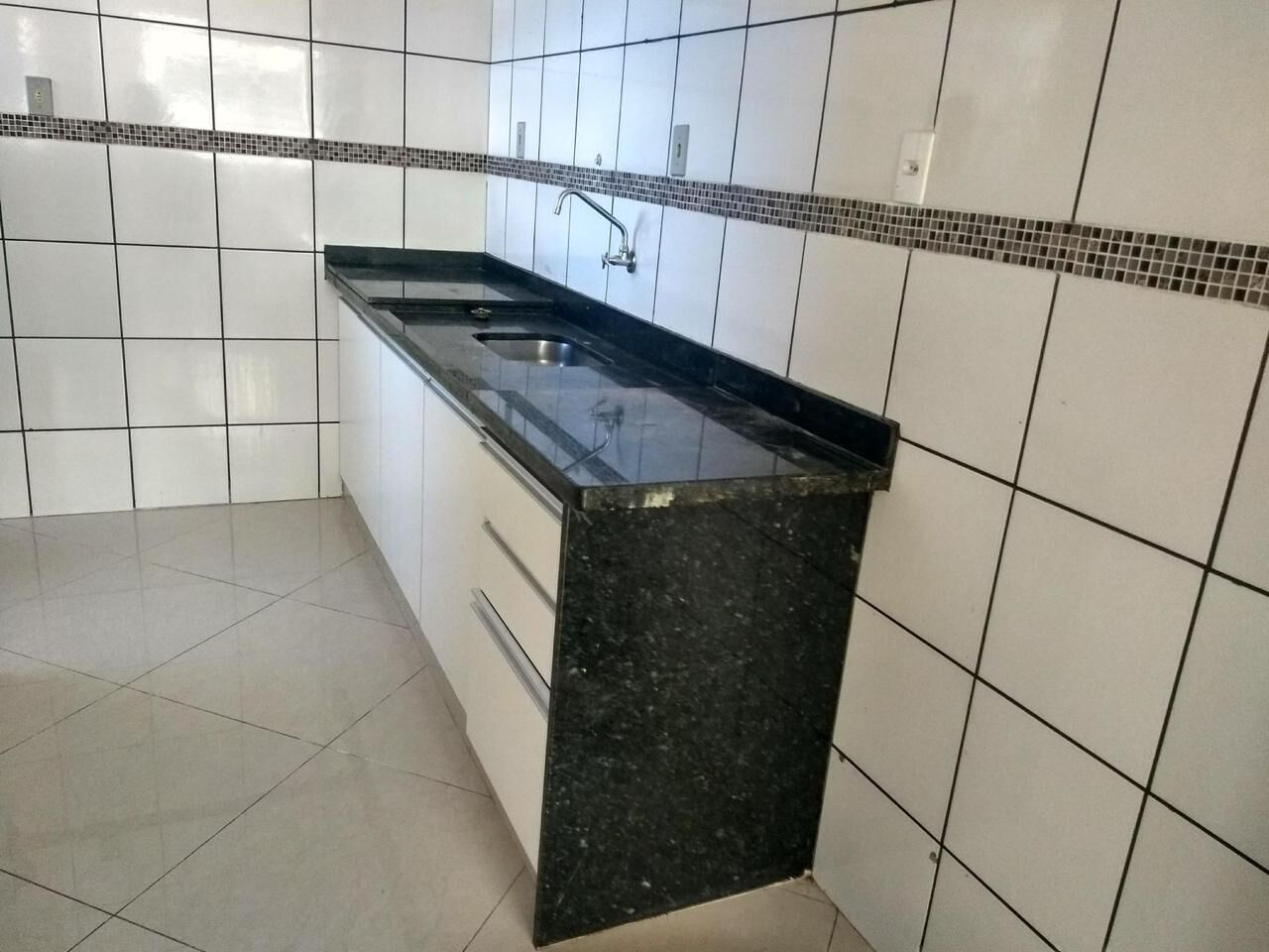 Apartamento à venda com 2 quartos, 51m² - Foto 2