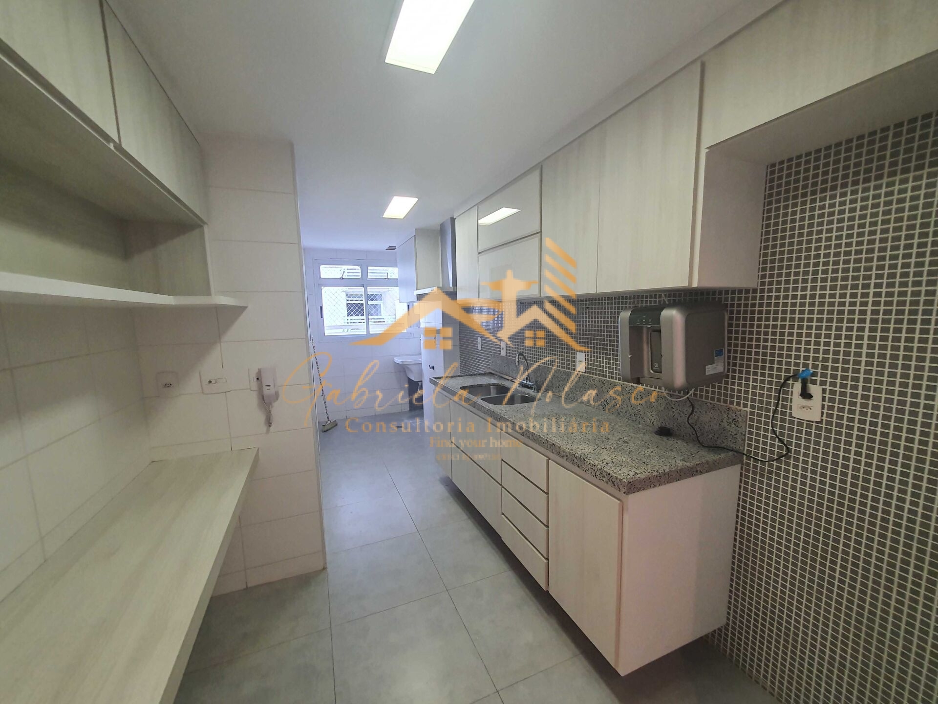 Apartamento à venda com 2 quartos, 82m² - Foto 31