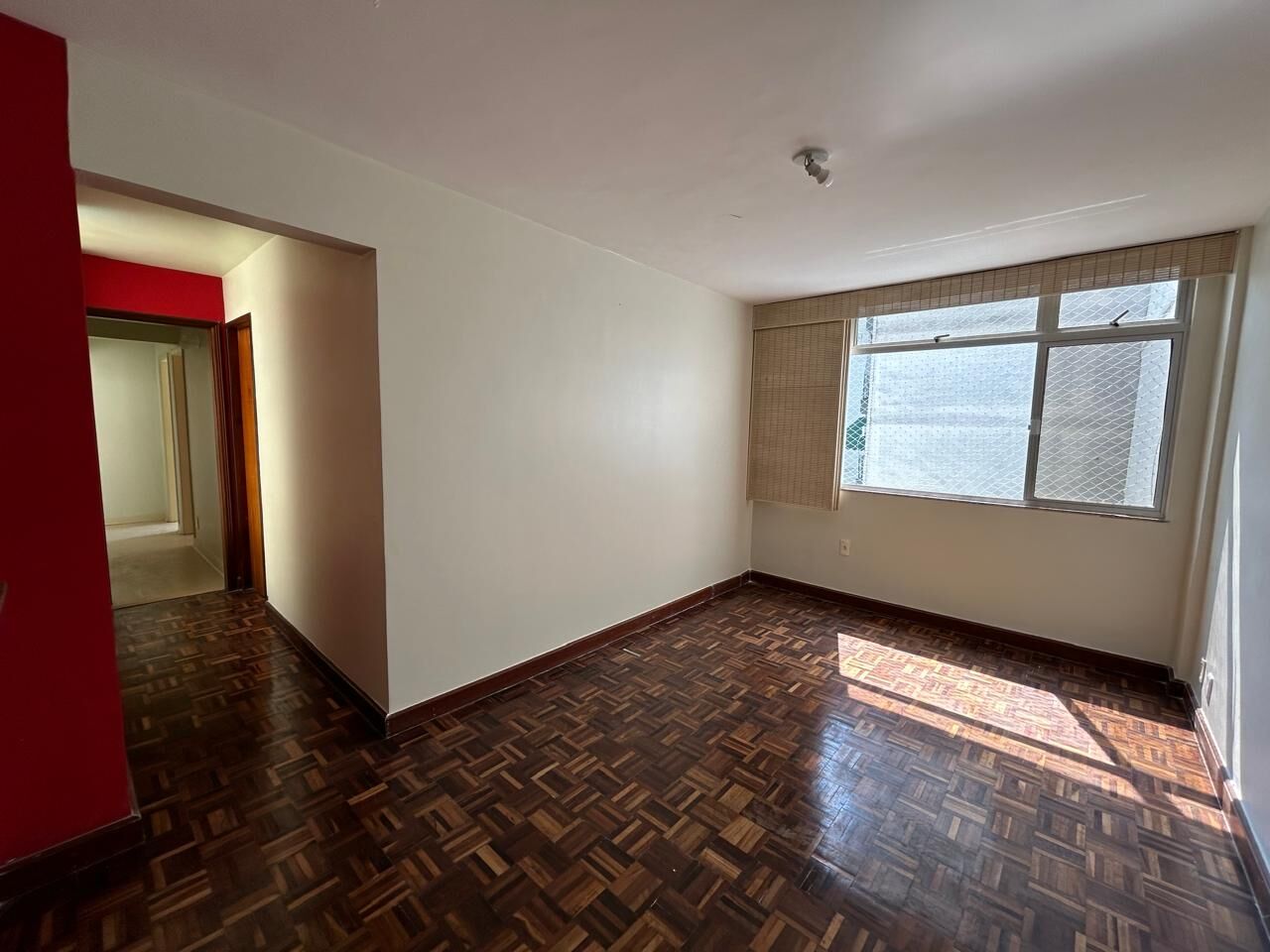 Apartamento à venda com 3 quartos, 120m² - Foto 1