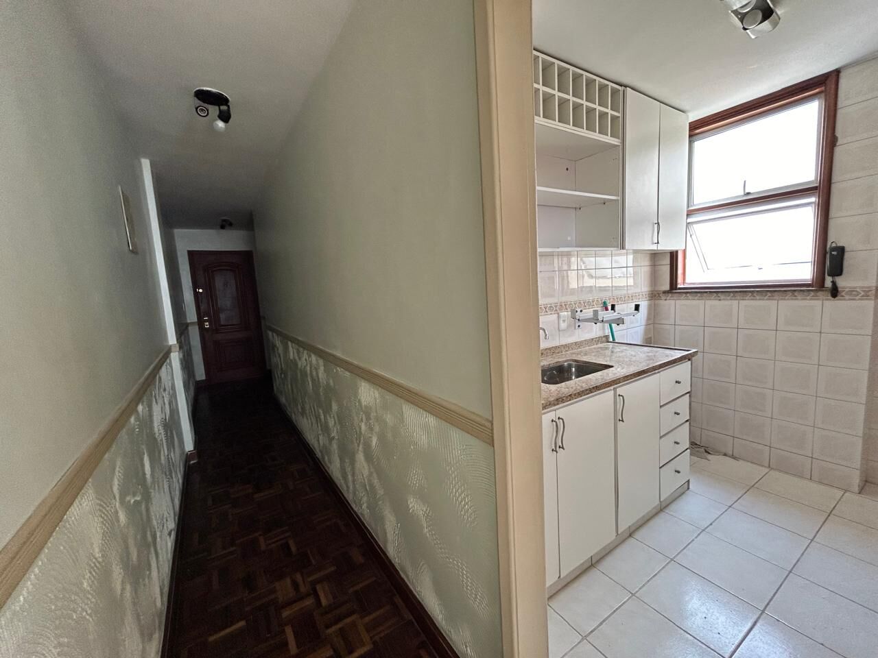 Apartamento à venda com 3 quartos, 120m² - Foto 3