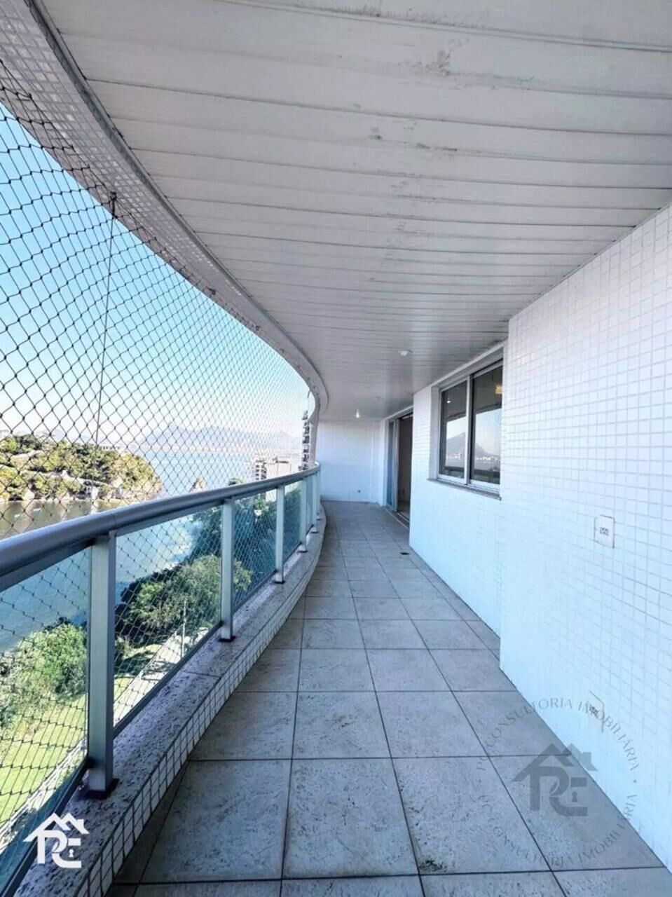 Apartamento à venda com 3 quartos, 250m² - Foto 18