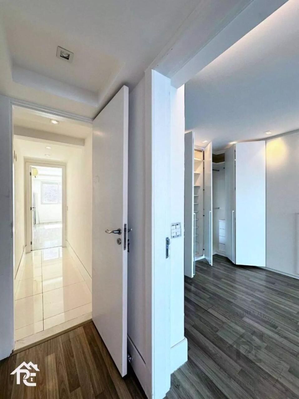 Apartamento à venda com 3 quartos, 250m² - Foto 27