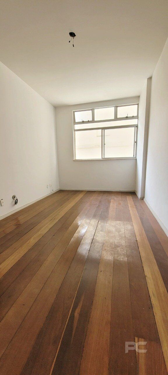 Apartamento à venda com 2 quartos, 75m² - Foto 6