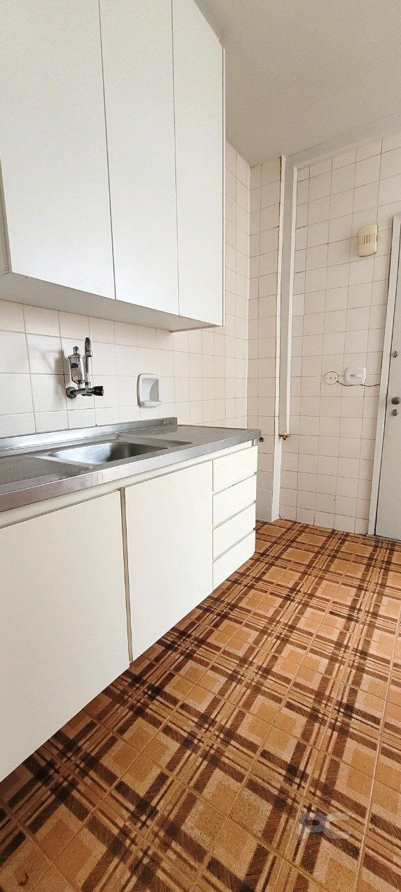 Apartamento à venda com 2 quartos, 75m² - Foto 10