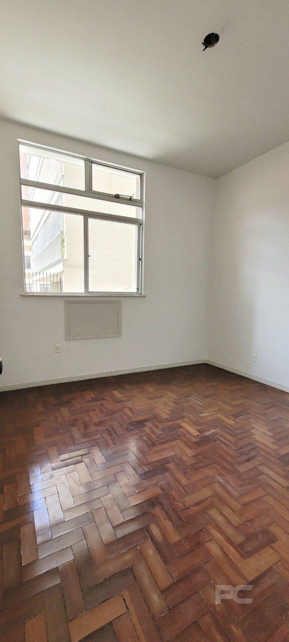 Apartamento à venda com 2 quartos, 75m² - Foto 5