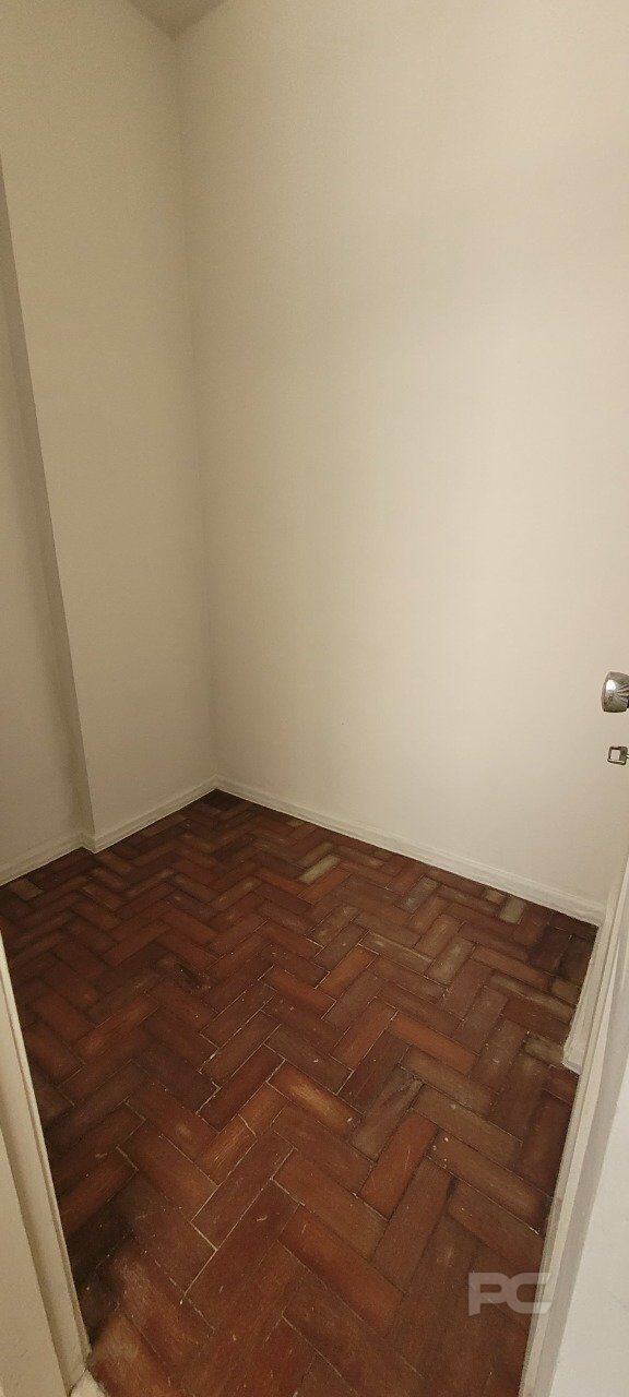 Apartamento à venda com 2 quartos, 75m² - Foto 8