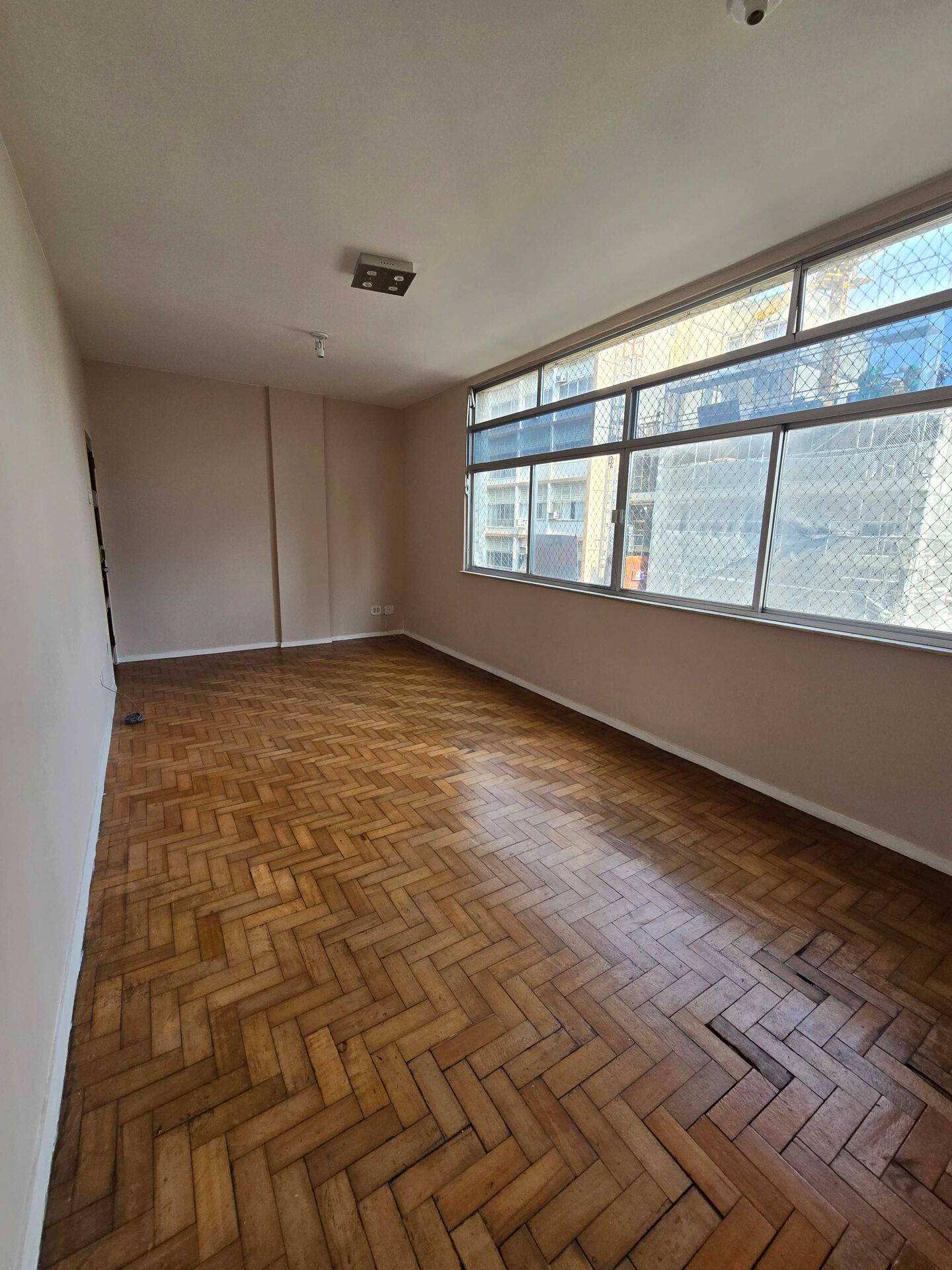 Apartamento à venda com 2 quartos, 68m² - Foto 10