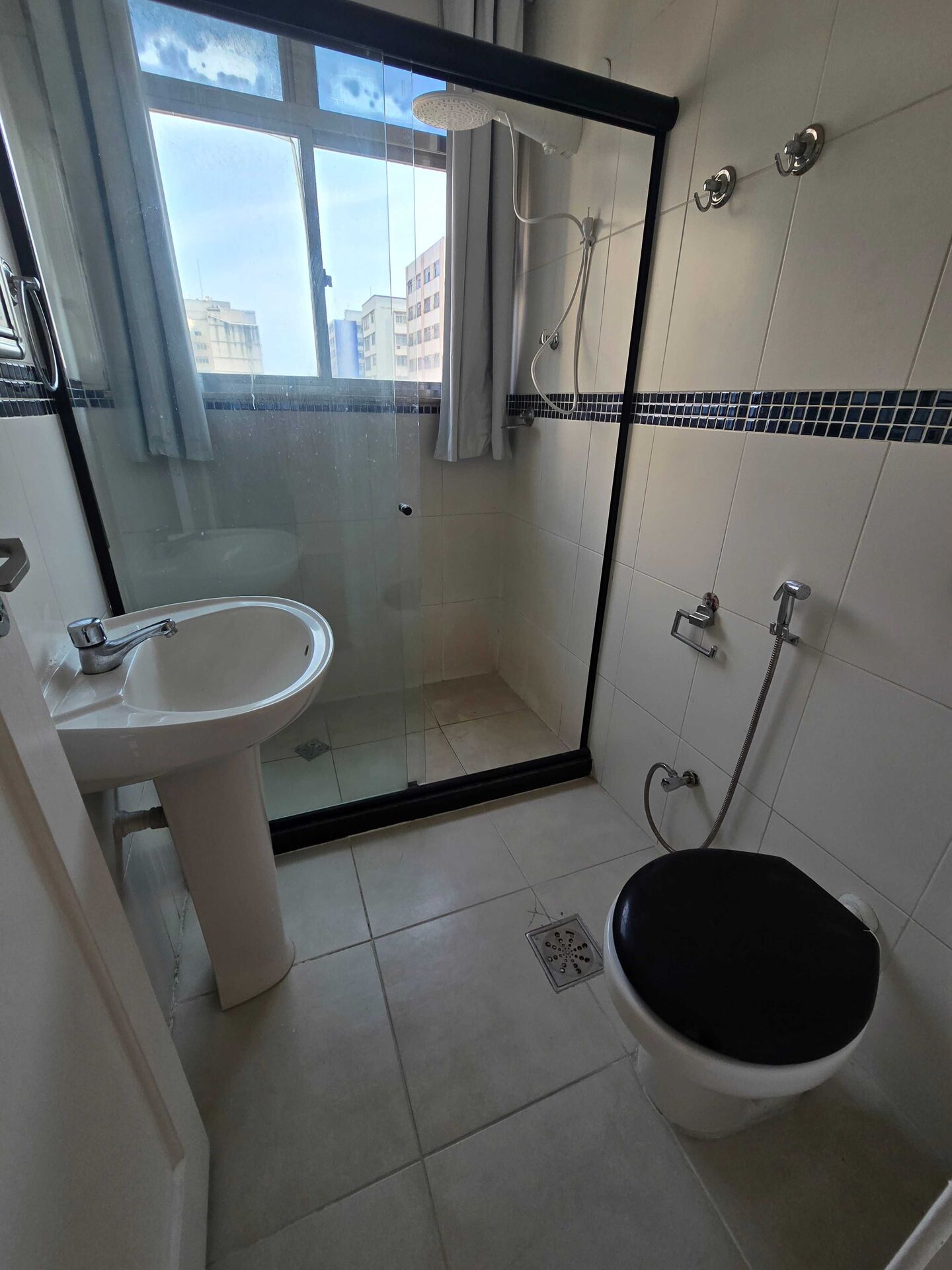 Apartamento à venda com 2 quartos, 68m² - Foto 25