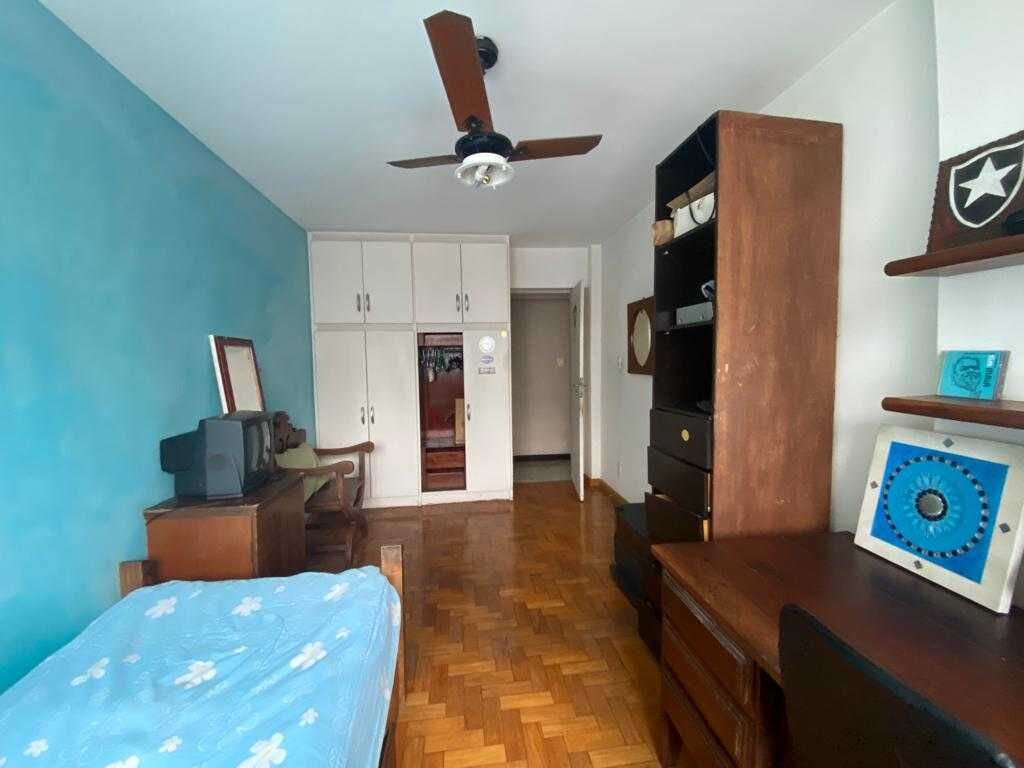 Apartamento à venda com 3 quartos, 146m² - Foto 18