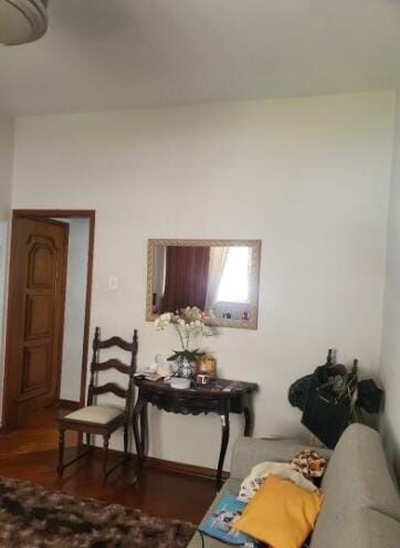 Apartamento à venda com 2 quartos, 85m² - Foto 2