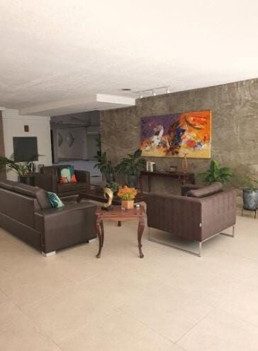 Apartamento à venda com 2 quartos, 85m² - Foto 18