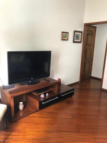 Apartamento à venda com 2 quartos, 85m² - Foto 3