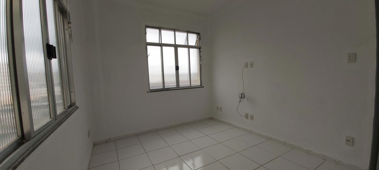 Apartamento à venda com 3 quartos, 110m² - Foto 9