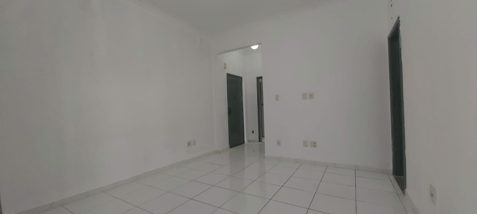 Apartamento à venda com 3 quartos, 110m² - Foto 3