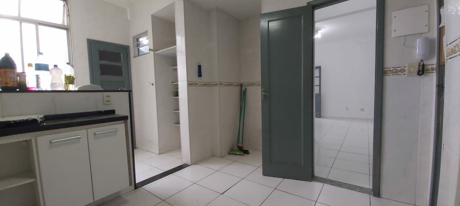 Apartamento à venda com 3 quartos, 110m² - Foto 19