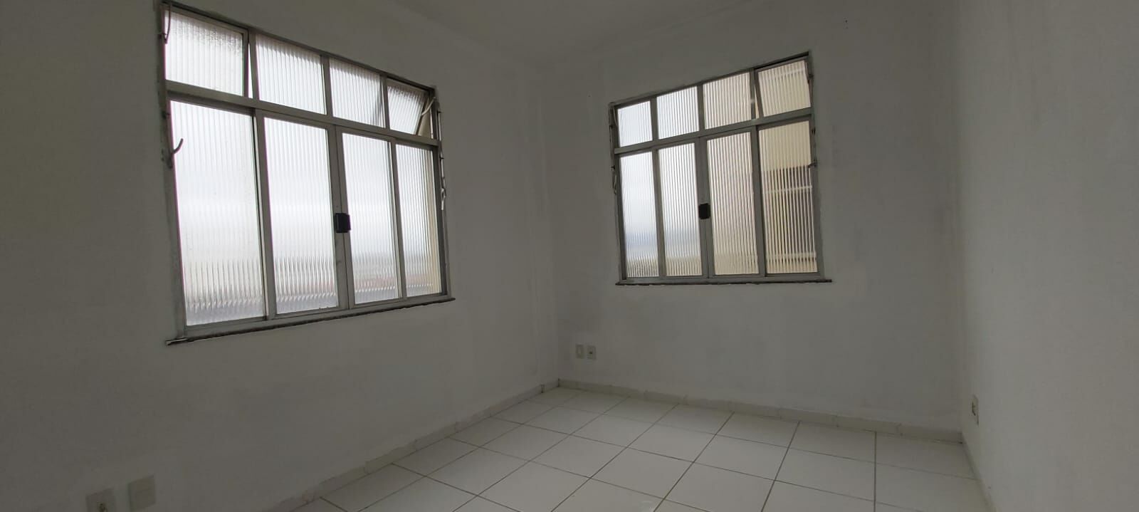 Apartamento à venda com 3 quartos, 110m² - Foto 6