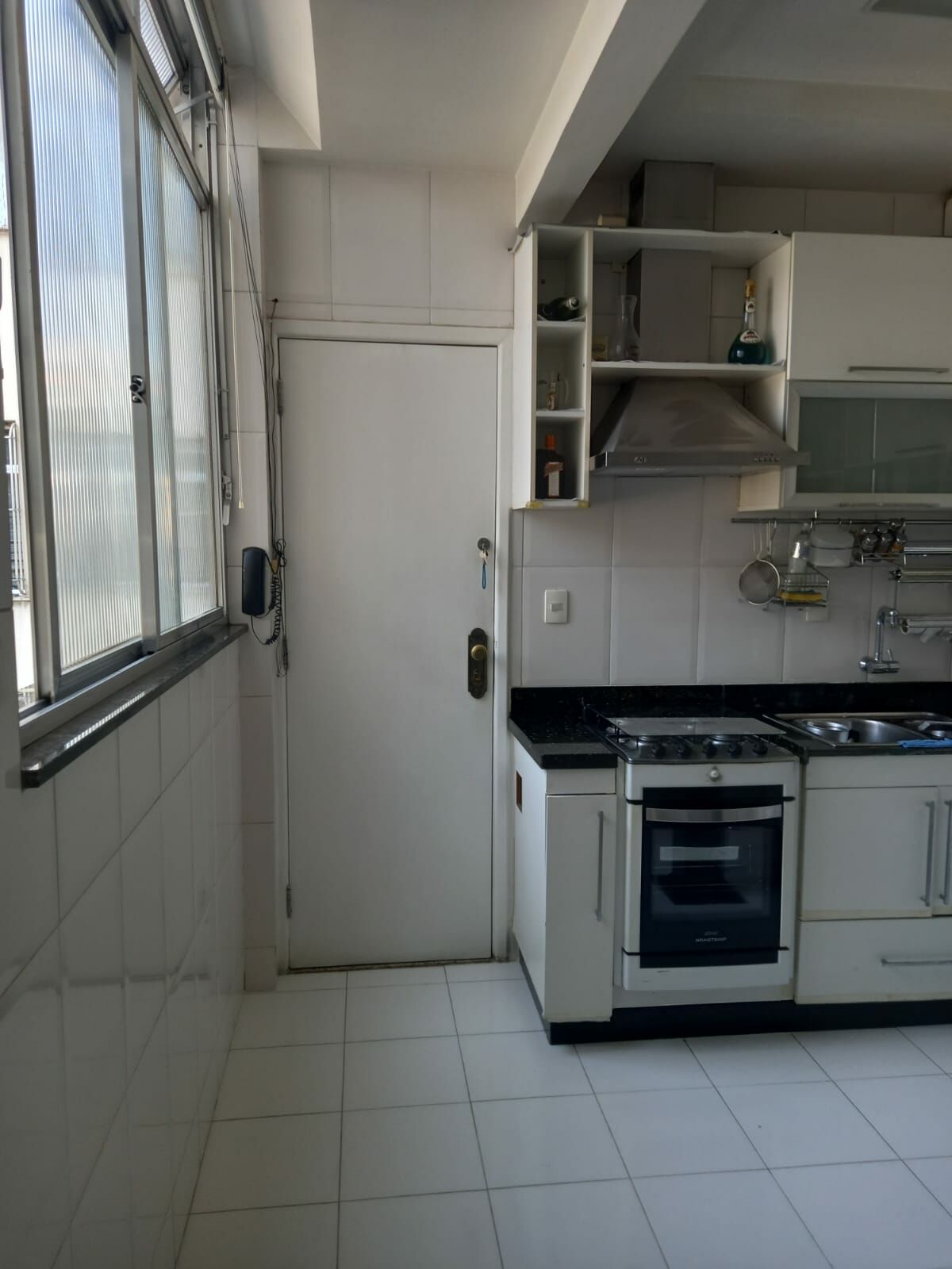 Apartamento à venda com 3 quartos, 137m² - Foto 29