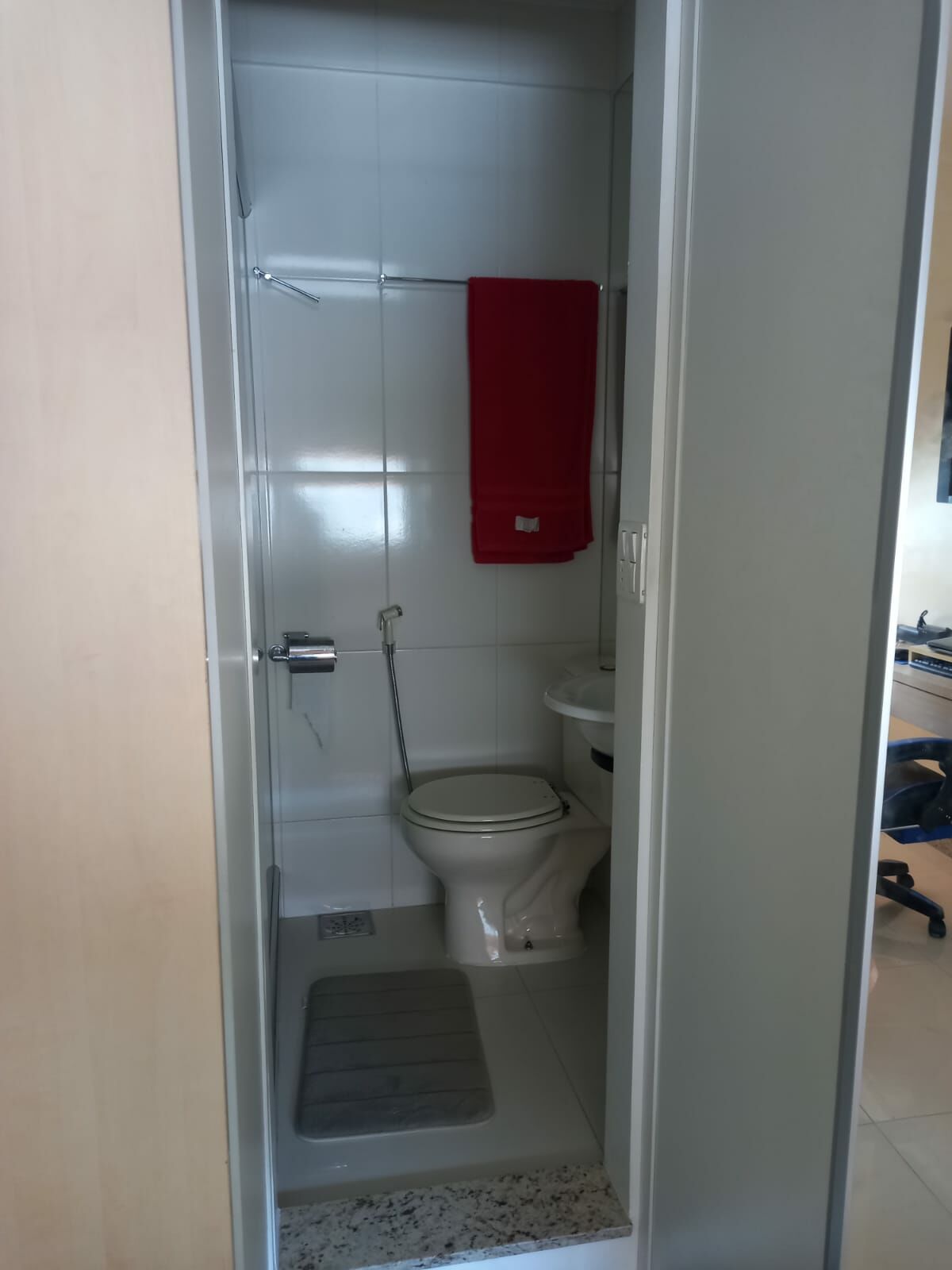 Apartamento à venda com 3 quartos, 137m² - Foto 9