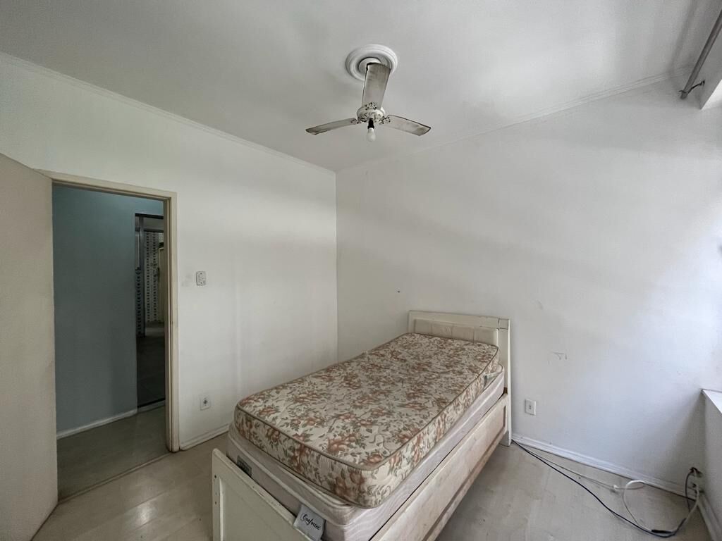 Apartamento à venda com 3 quartos, 124m² - Foto 8