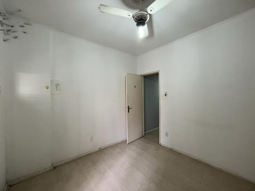 Apartamento à venda com 3 quartos, 124m² - Foto 19