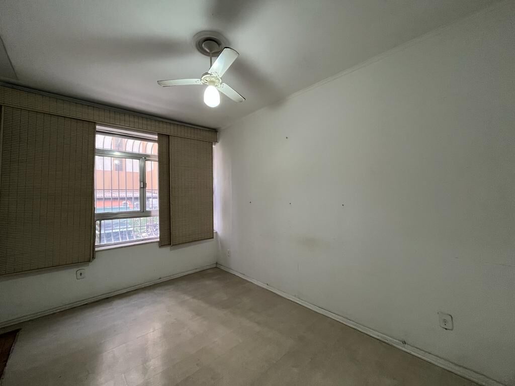 Apartamento à venda com 3 quartos, 124m² - Foto 9