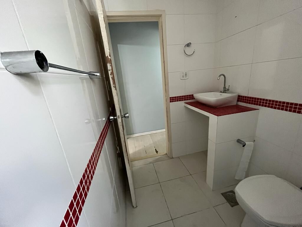 Apartamento à venda com 3 quartos, 124m² - Foto 17