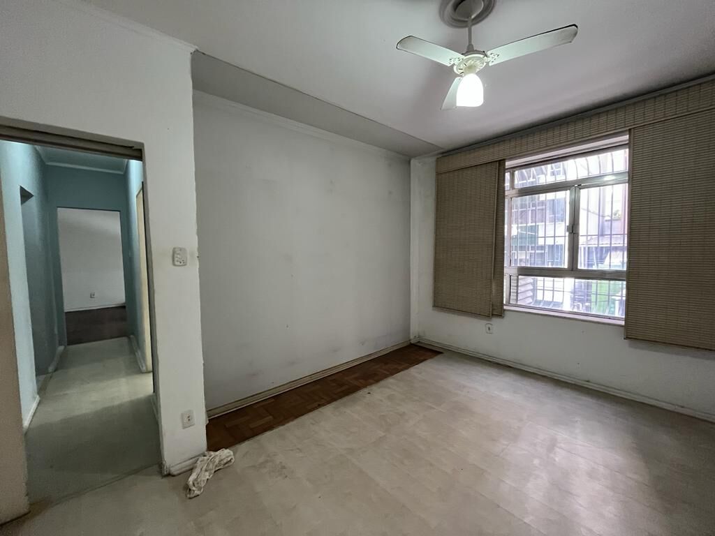 Apartamento à venda com 3 quartos, 124m² - Foto 11