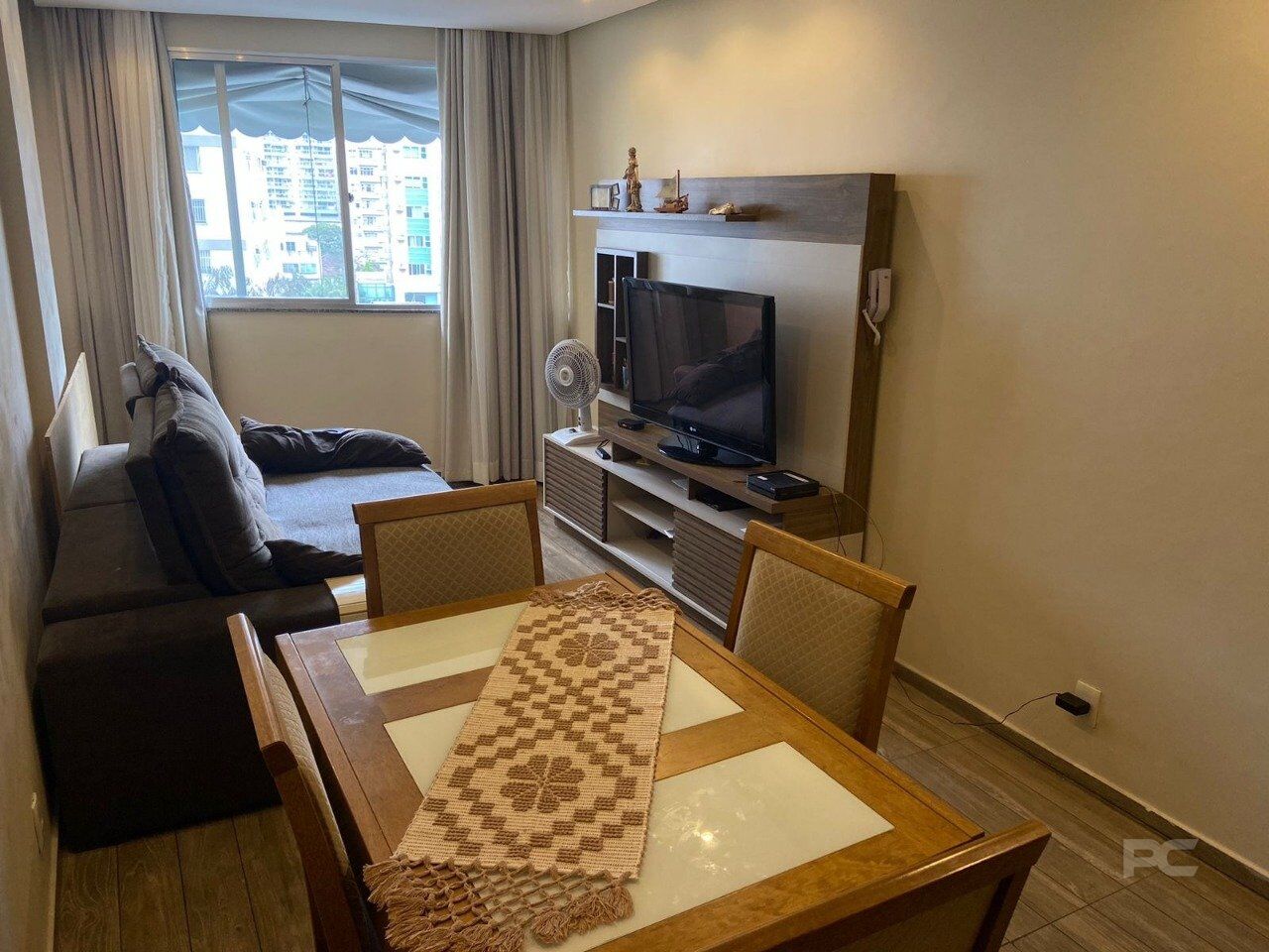 Apartamento à venda com 2 quartos, 85m² - Foto 1