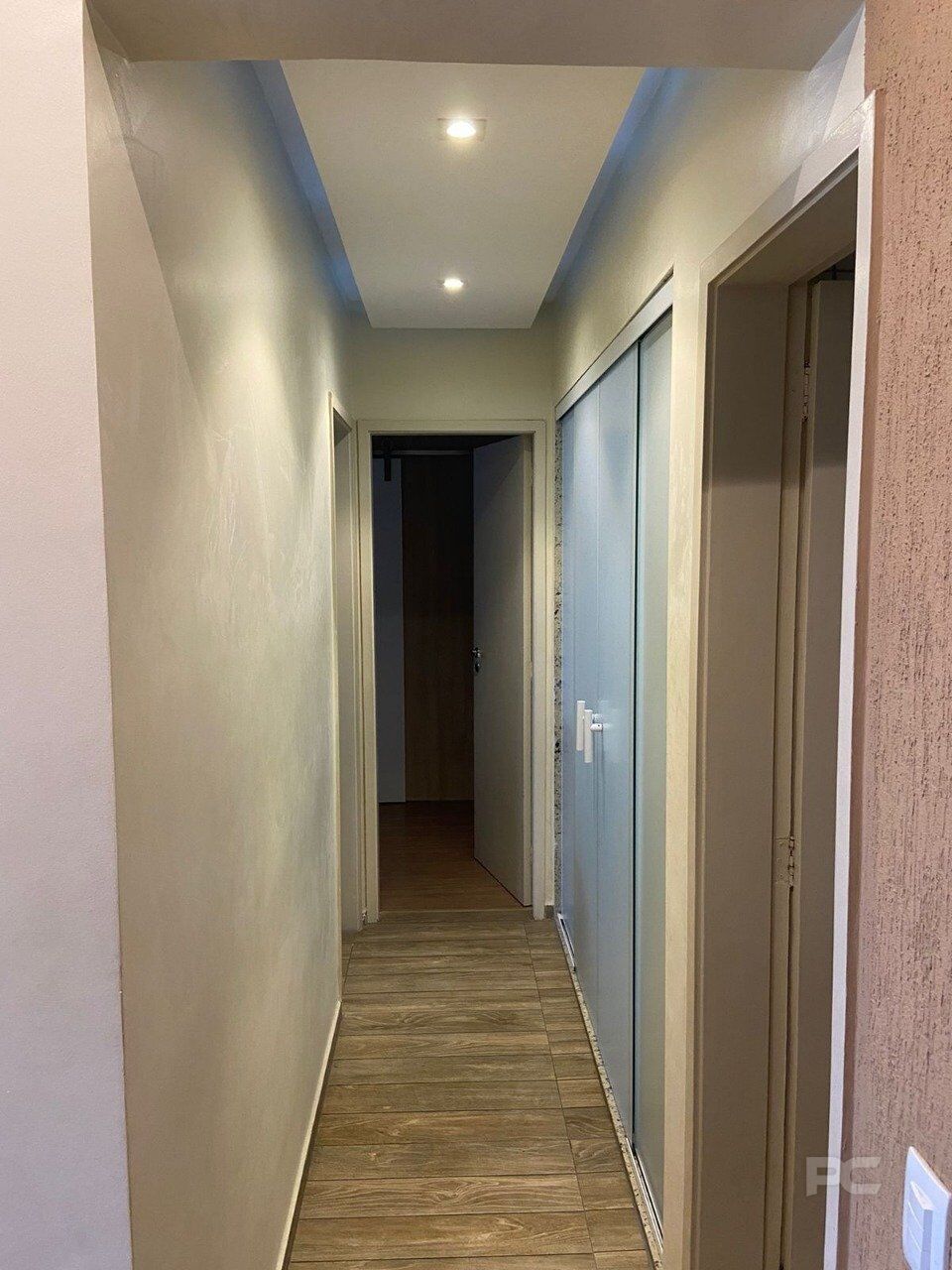 Apartamento à venda com 2 quartos, 85m² - Foto 3