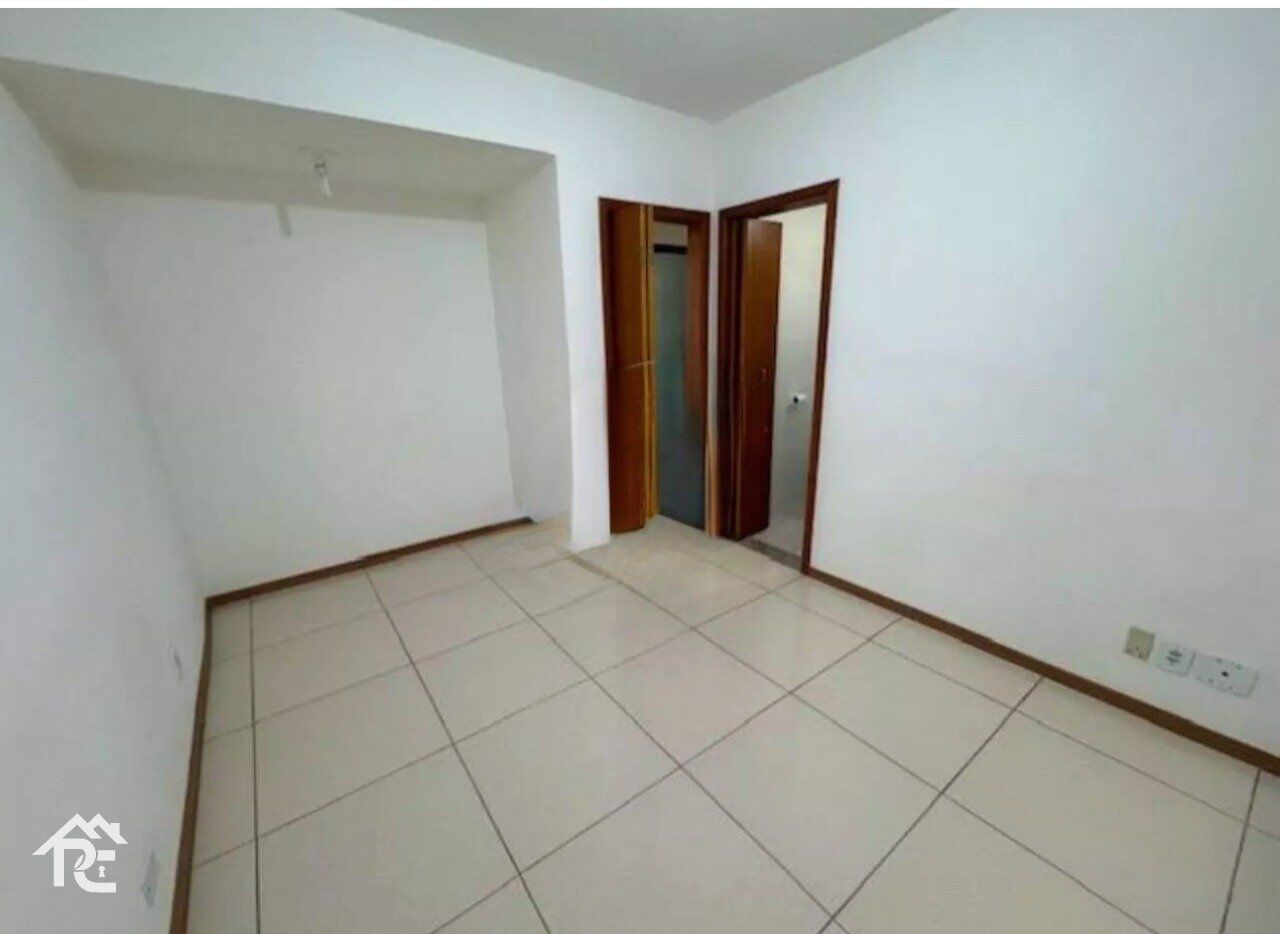 Apartamento à venda com 3 quartos, 111m² - Foto 9