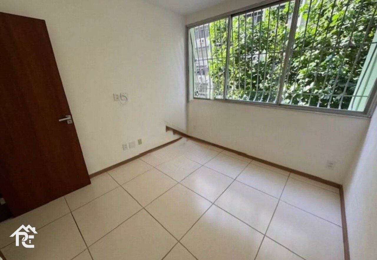 Apartamento à venda com 3 quartos, 111m² - Foto 12