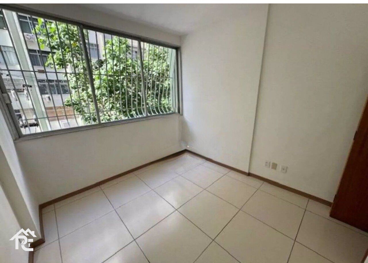 Apartamento à venda com 3 quartos, 111m² - Foto 10