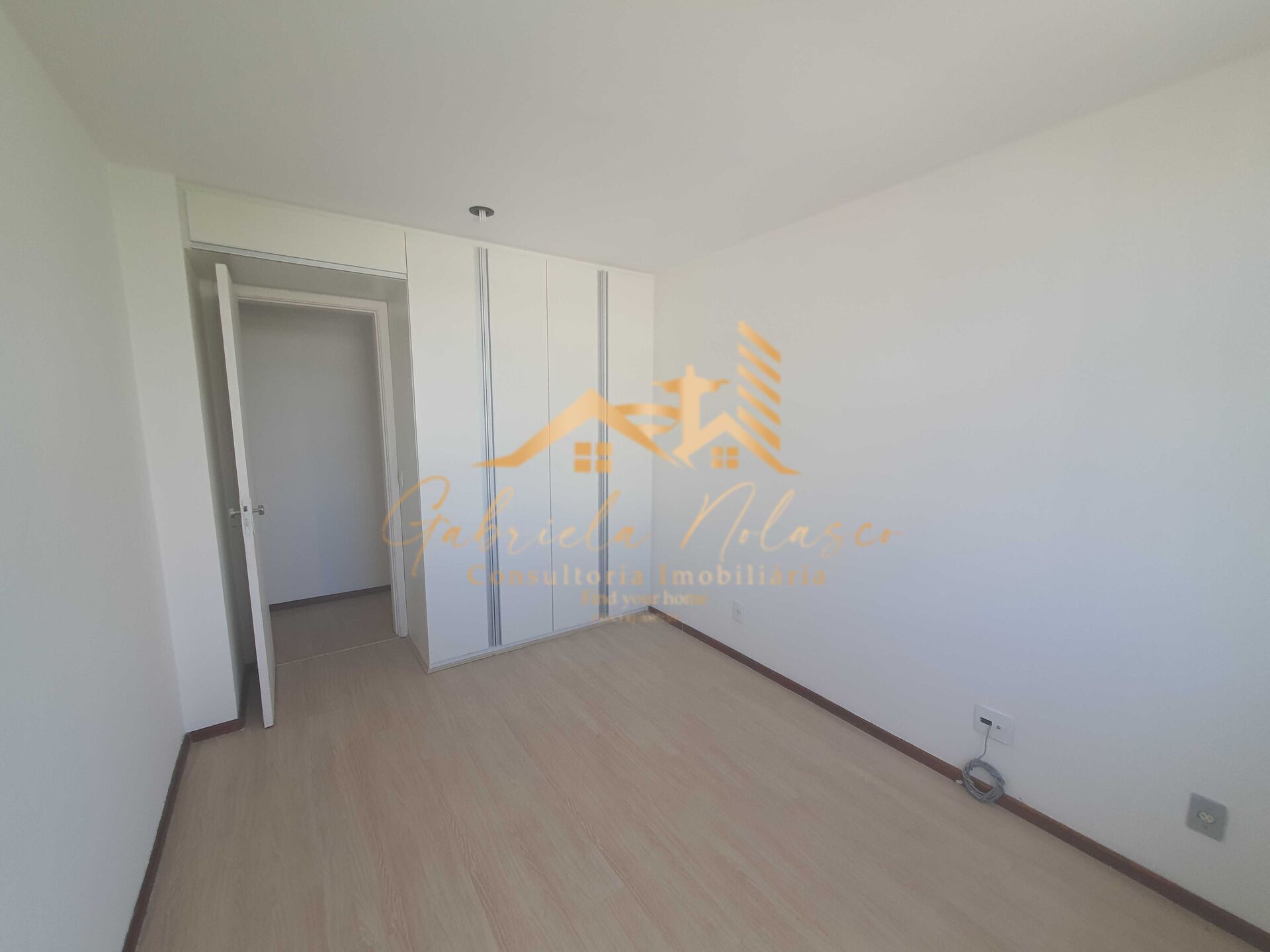 Apartamento à venda com 3 quartos, 105m² - Foto 9