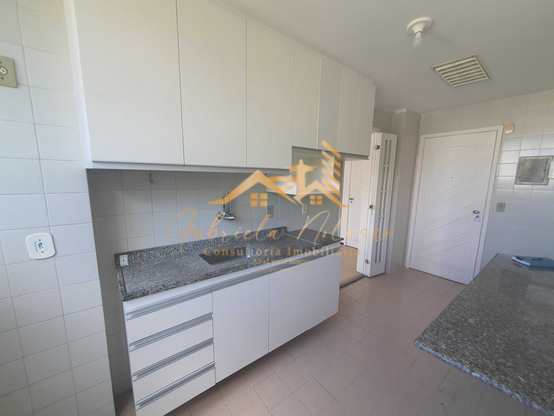 Apartamento à venda com 3 quartos, 105m² - Foto 19