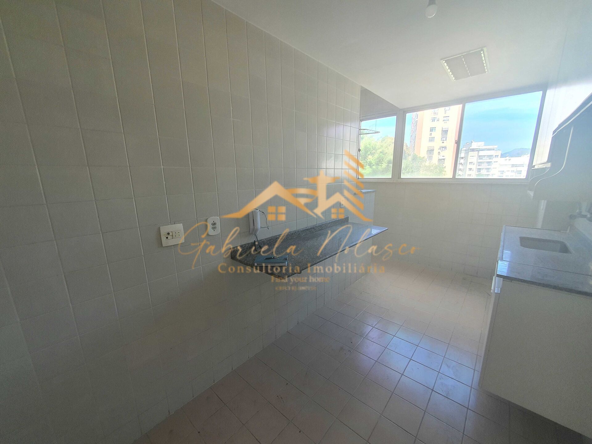 Apartamento à venda com 3 quartos, 105m² - Foto 18