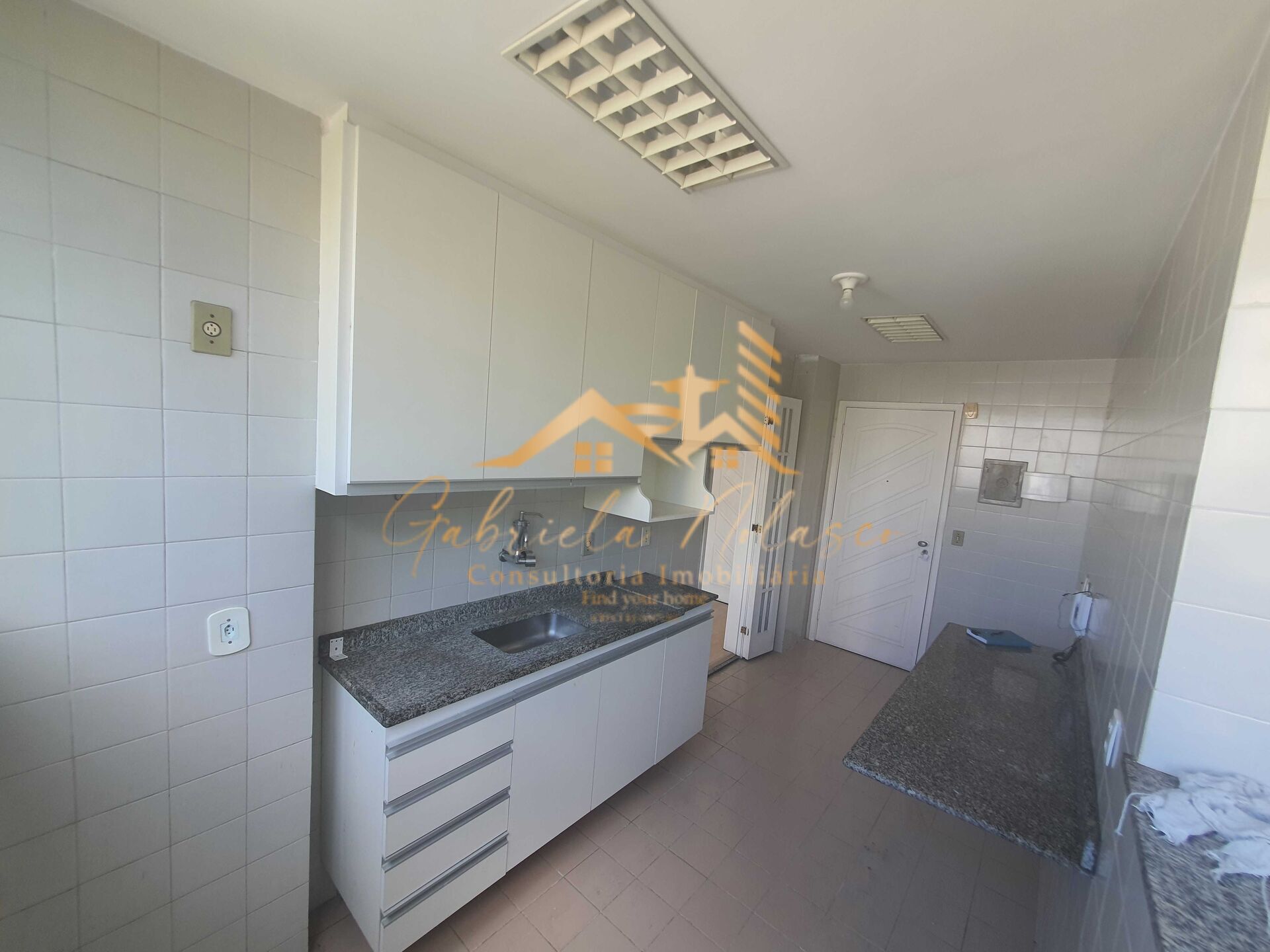 Apartamento à venda com 3 quartos, 105m² - Foto 20