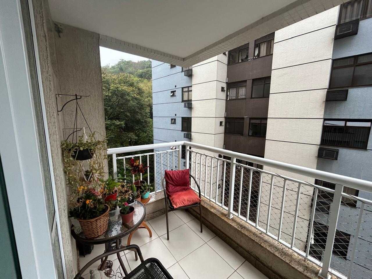 Apartamento à venda com 2 quartos, 80m² - Foto 5