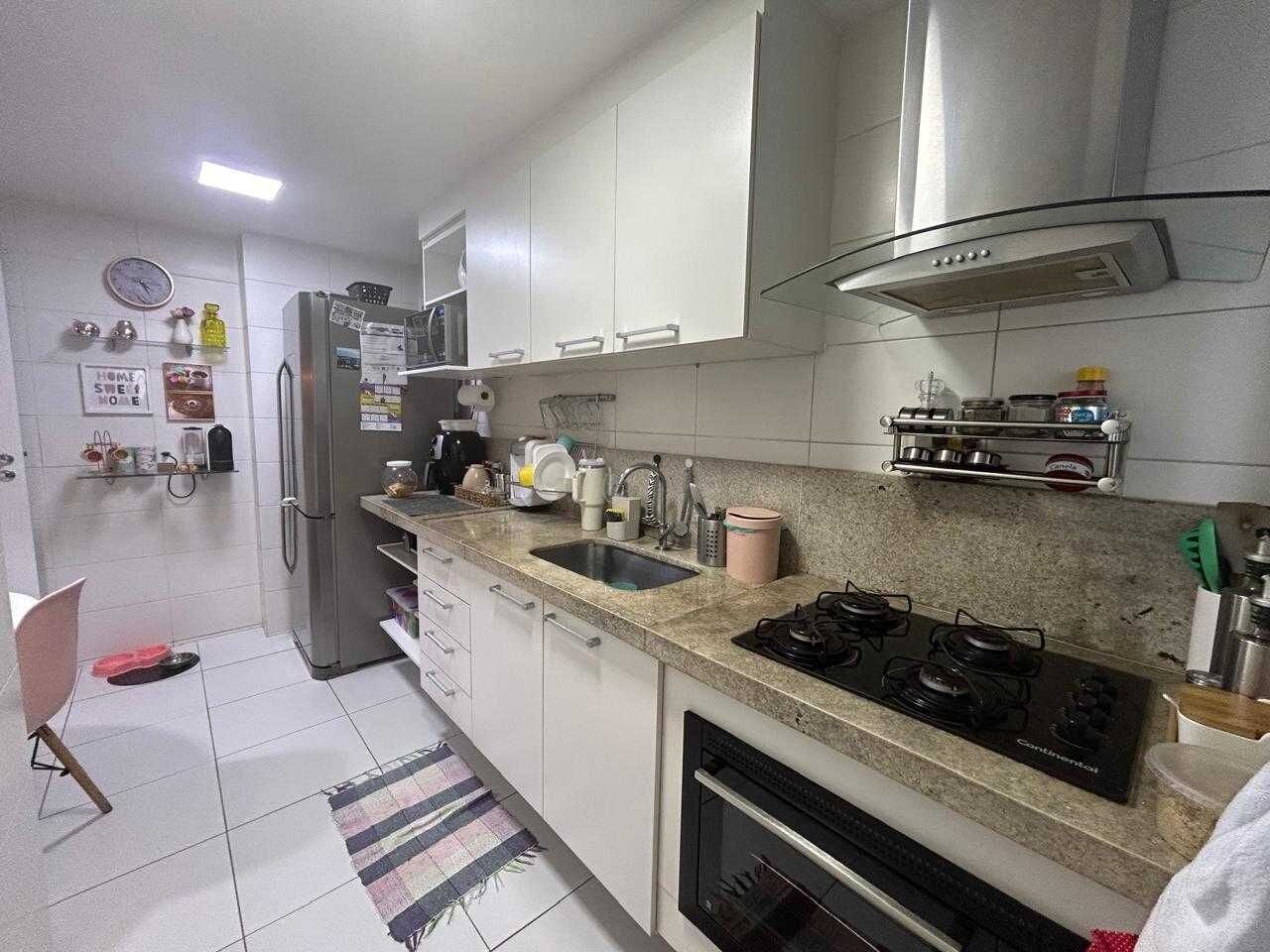 Apartamento à venda com 2 quartos, 80m² - Foto 21