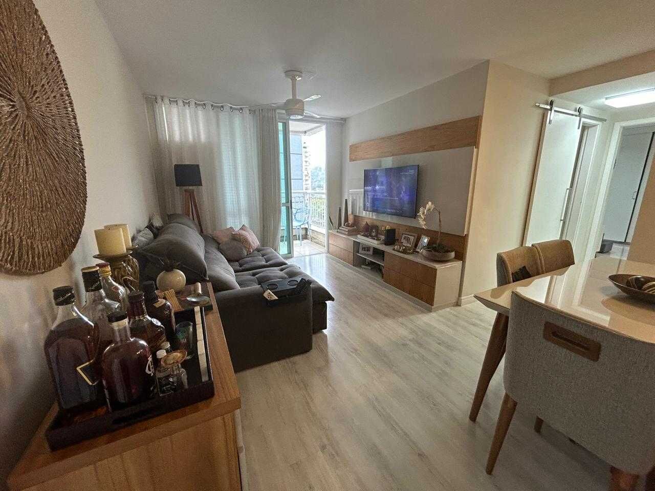 Apartamento à venda com 2 quartos, 80m² - Foto 3