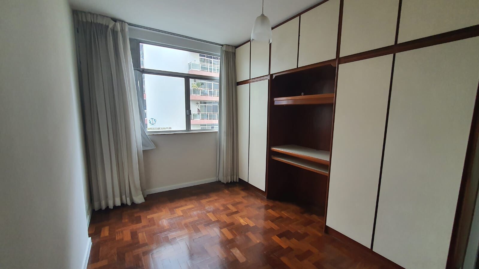 Apartamento à venda com 3 quartos, 165m² - Foto 6