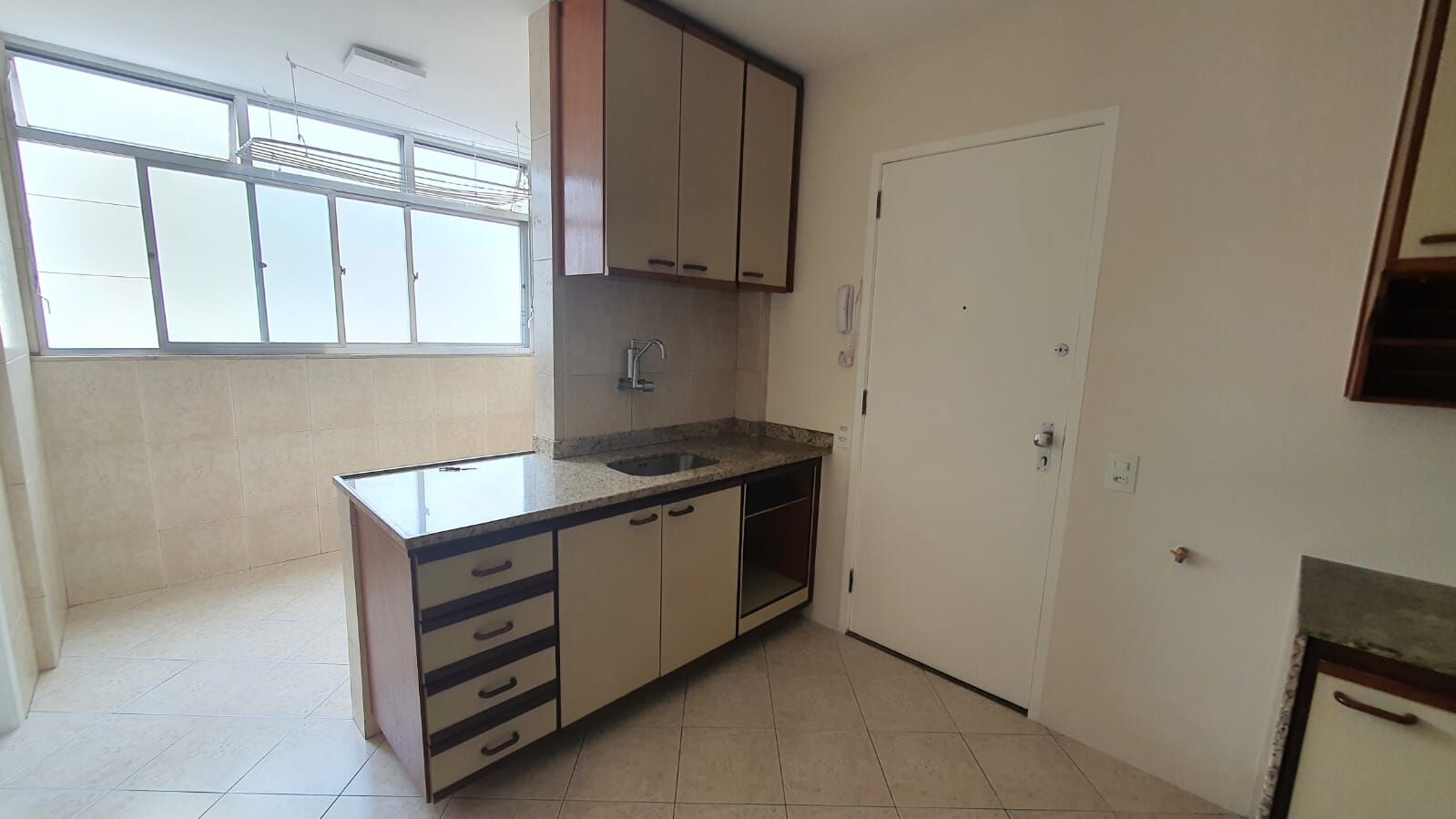 Apartamento à venda com 3 quartos, 165m² - Foto 22