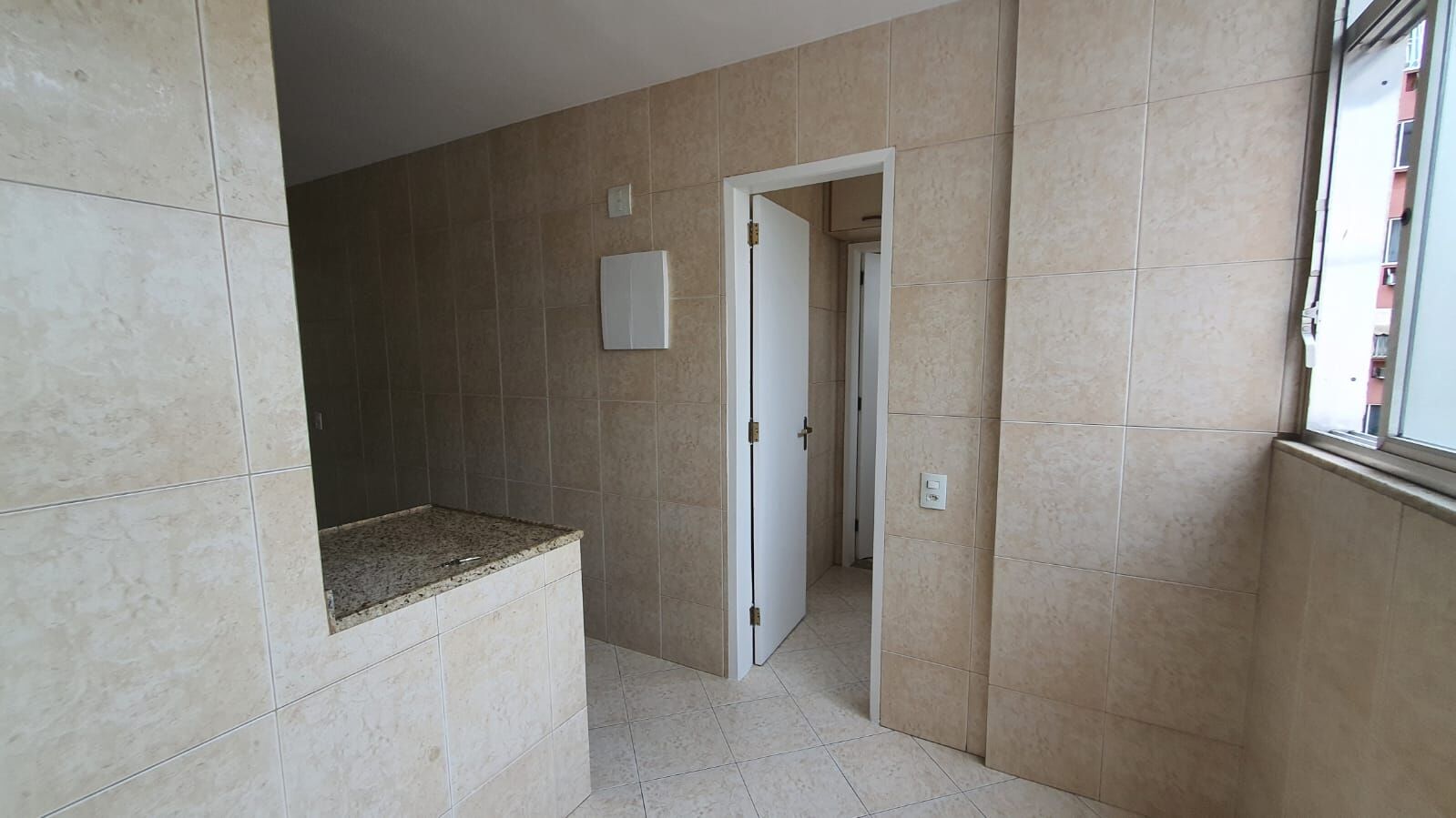 Apartamento à venda com 3 quartos, 165m² - Foto 27