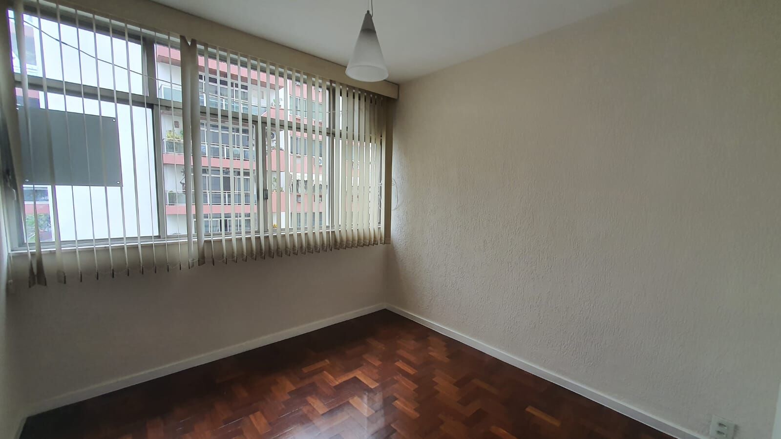 Apartamento à venda com 3 quartos, 165m² - Foto 8