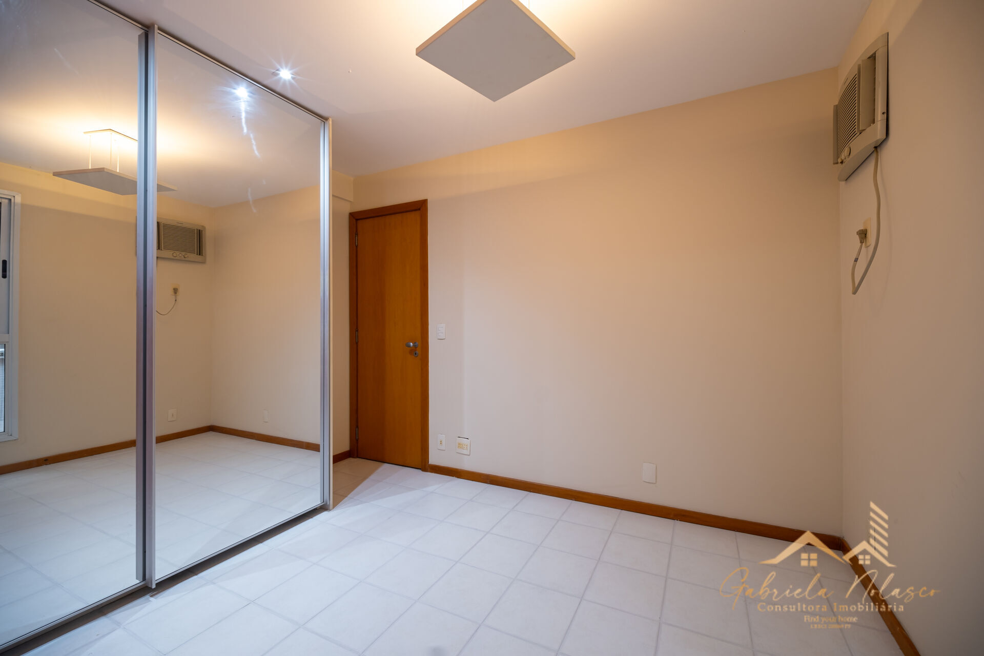 Apartamento à venda com 2 quartos, 77m² - Foto 15