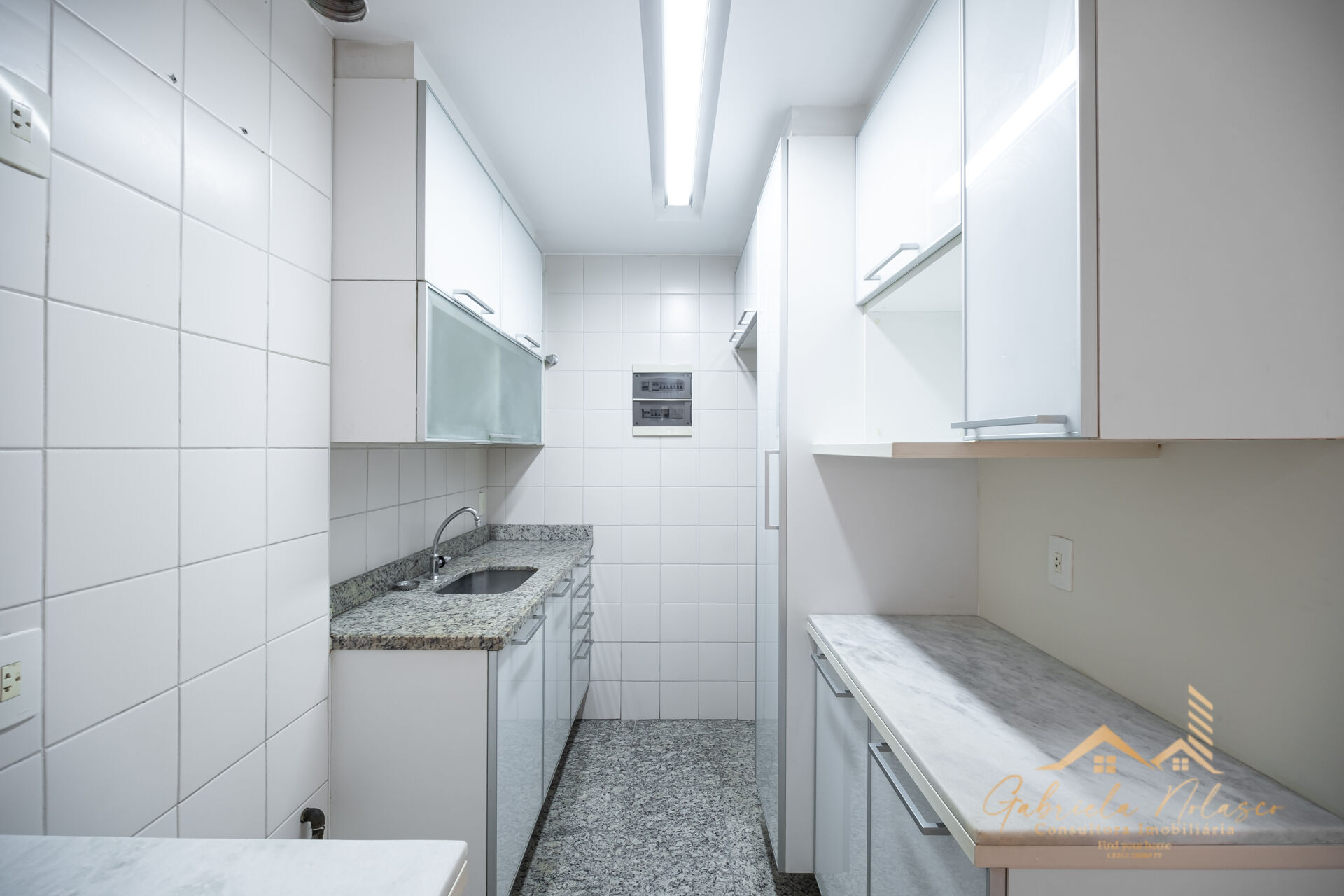 Apartamento à venda com 2 quartos, 77m² - Foto 7