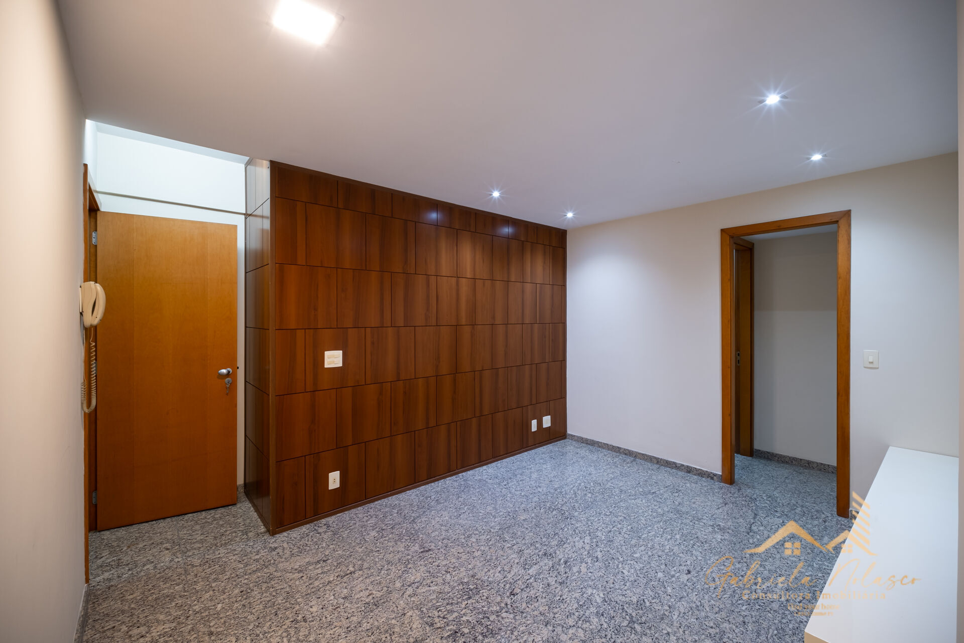 Apartamento à venda com 2 quartos, 77m² - Foto 10