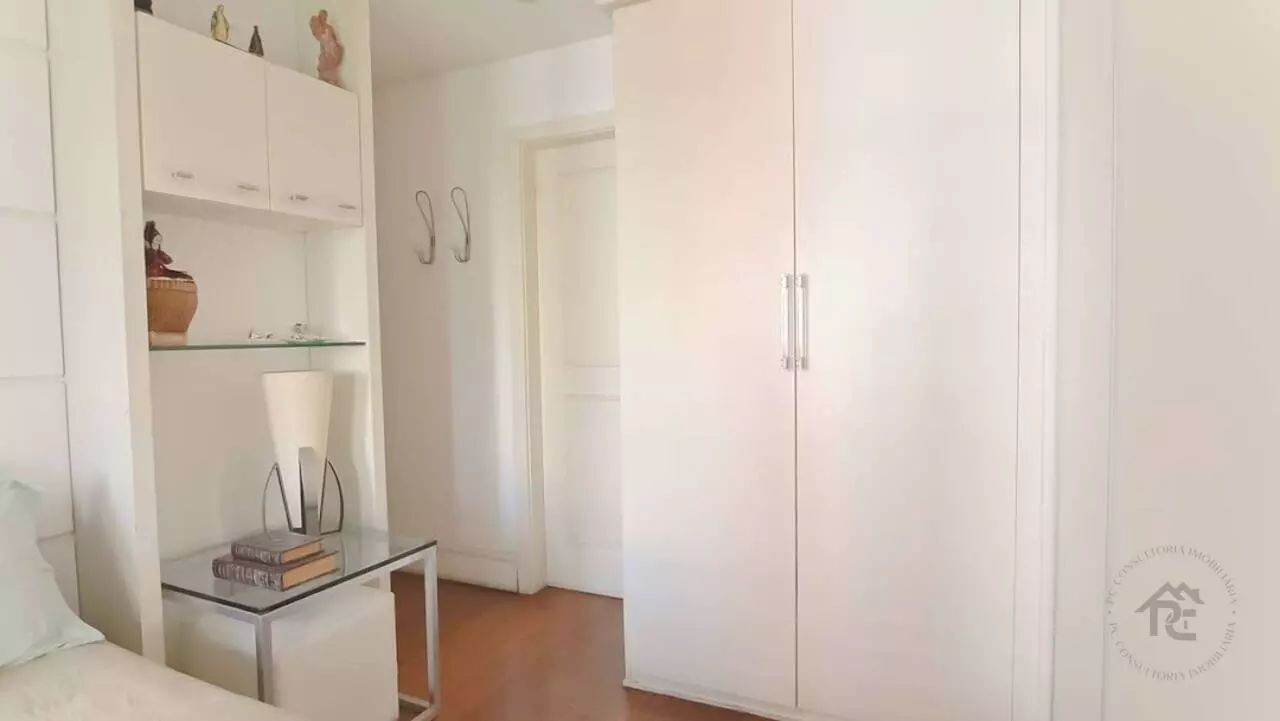 Apartamento à venda com 4 quartos, 147m² - Foto 17