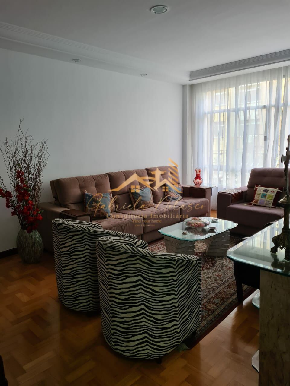 Apartamento à venda com 3 quartos, 134m² - Foto 1