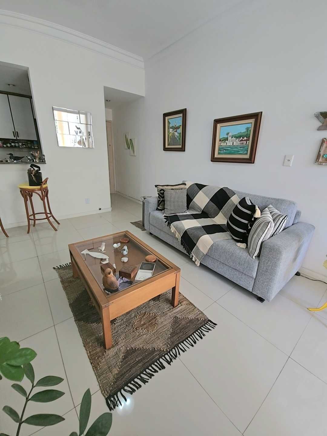 Apartamento à venda com 2 quartos, 74m² - Foto 4